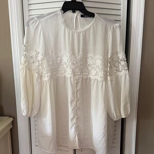 Andre by Unit - White Lace Blouse